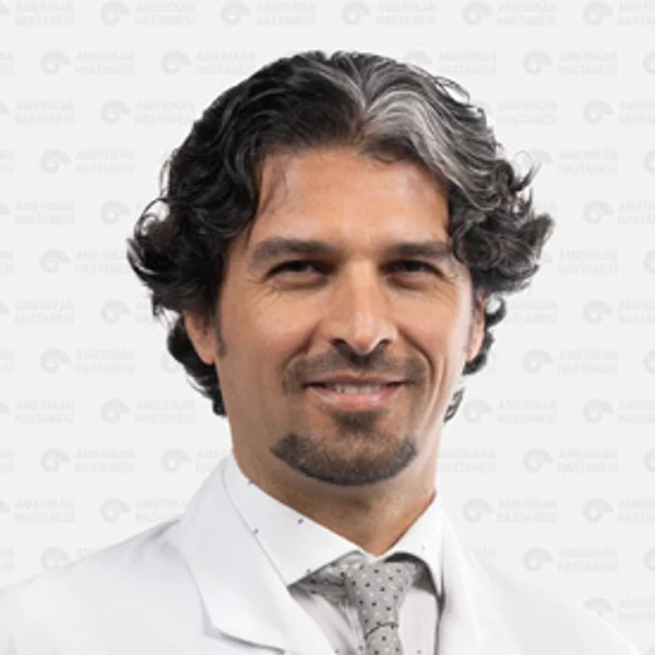 Dr. Alp Aslan Eryılmaz portresi