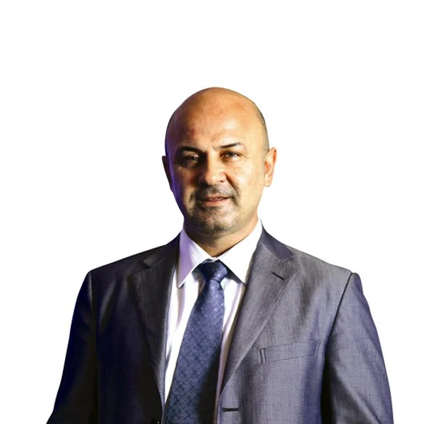Doç. Dr. Senai Aksoy portresi